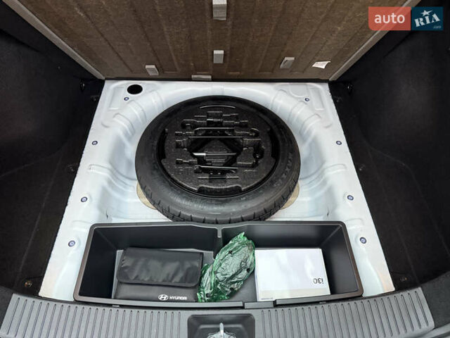 Белый Хендай i30, объемом двигателя 0 л и пробегом 53 тыс. км за 16000 $, фото 36 на Automoto.ua