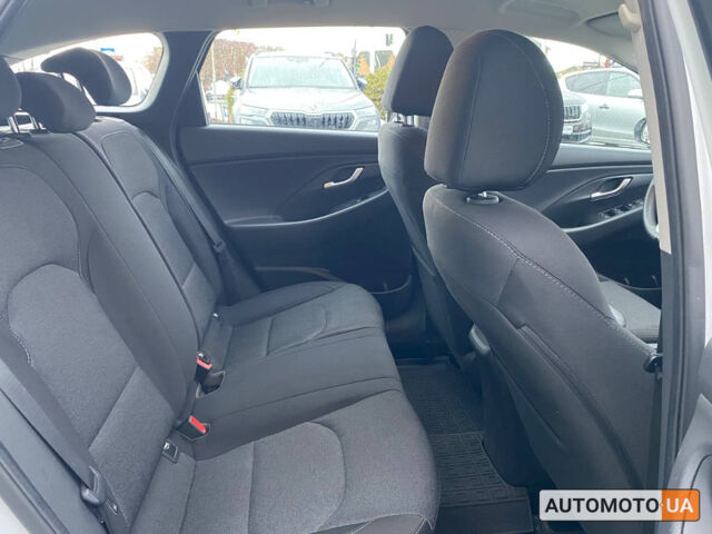 Білий Хендай i30, об'ємом двигуна 1.5 л та пробігом 27 тис. км за 15776 $, фото 19 на Automoto.ua