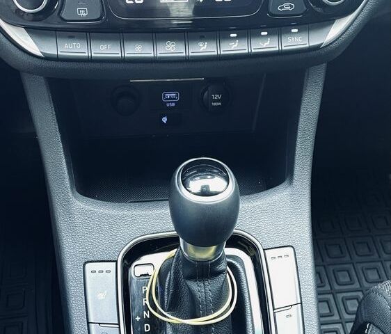 Білий Хендай i30, об'ємом двигуна 1.5 л та пробігом 43 тис. км за 19000 $, фото 11 на Automoto.ua