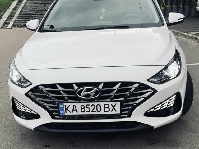 Білий Хендай i30, об'ємом двигуна 1.5 л та пробігом 43 тис. км за 19000 $, фото 21 на Automoto.ua