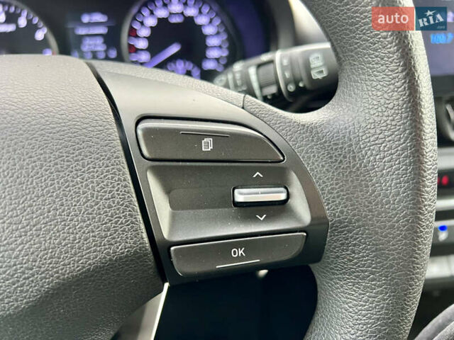 Белый Хендай i30, объемом двигателя 1.5 л и пробегом 129 тыс. км за 12350 $, фото 30 на Automoto.ua