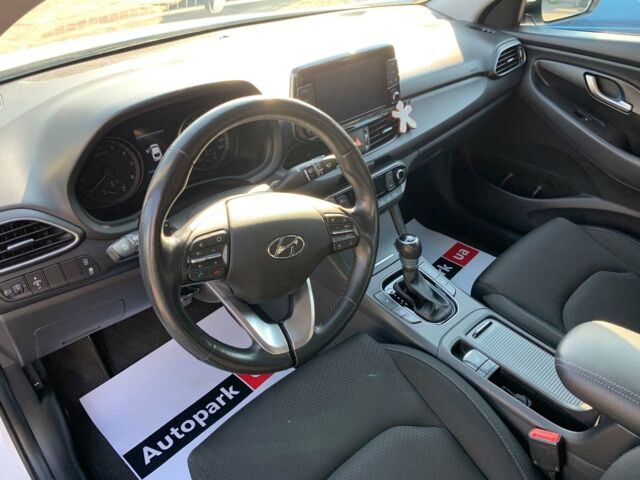 Белый Хендай i30, объемом двигателя 1.4 л и пробегом 90 тыс. км за 14990 $, фото 16 на Automoto.ua