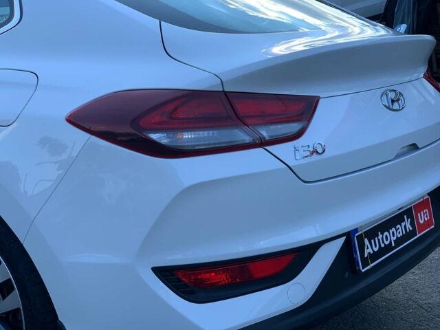 Белый Хендай i30, объемом двигателя 1.4 л и пробегом 90 тыс. км за 14990 $, фото 21 на Automoto.ua