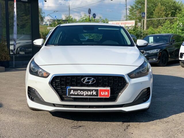 Белый Хендай i30, объемом двигателя 1.4 л и пробегом 90 тыс. км за 14990 $, фото 1 на Automoto.ua
