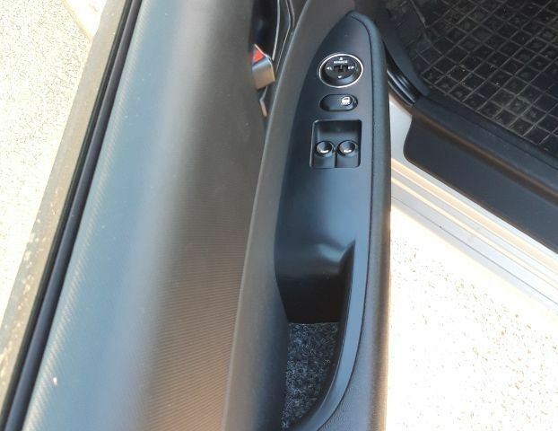 Бежевый Хендай i30, объемом двигателя 0 л и пробегом 110 тыс. км за 6800 $, фото 11 на Automoto.ua