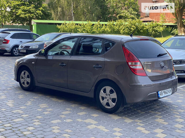 Бежевый Хендай i30, объемом двигателя 1.6 л и пробегом 146 тыс. км за 8999 $, фото 6 на Automoto.ua