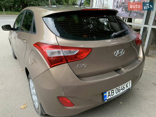 Бежевый Хендай i30, объемом двигателя 1.6 л и пробегом 118 тыс. км за 11000 $, фото 5 на Automoto.ua