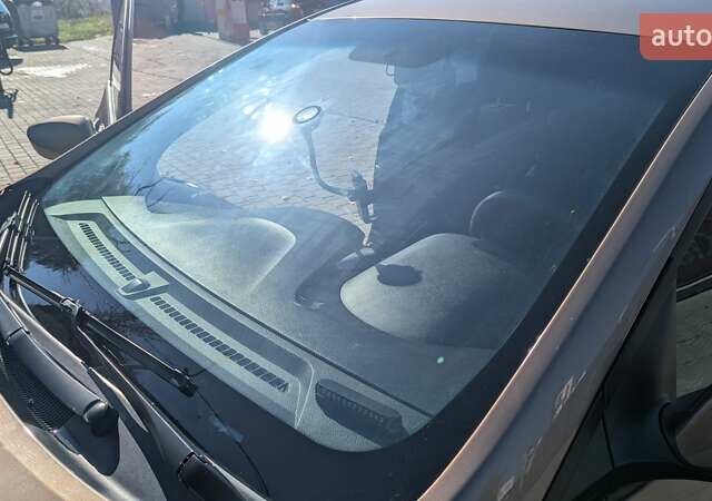 Бежевий Хендай i30, об'ємом двигуна 1.4 л та пробігом 156 тис. км за 8000 $, фото 11 на Automoto.ua