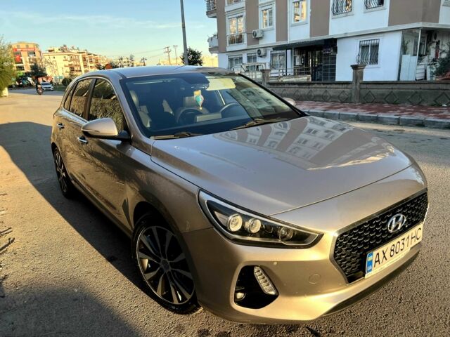 Бежевый Хендай i30, объемом двигателя 1.6 л и пробегом 88 тыс. км за 17500 $, фото 1 на Automoto.ua