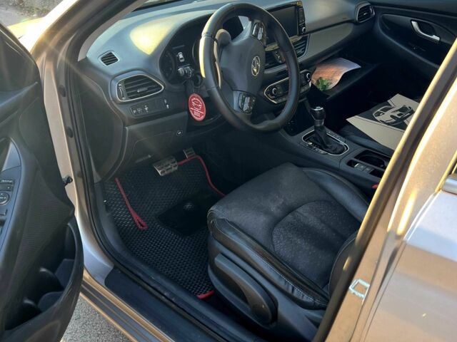 Бежевый Хендай i30, объемом двигателя 1.6 л и пробегом 88 тыс. км за 17500 $, фото 4 на Automoto.ua