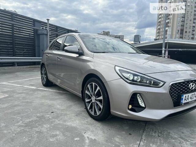 Бежевий Хендай i30, об'ємом двигуна 1.6 л та пробігом 28 тис. км за 16900 $, фото 7 на Automoto.ua