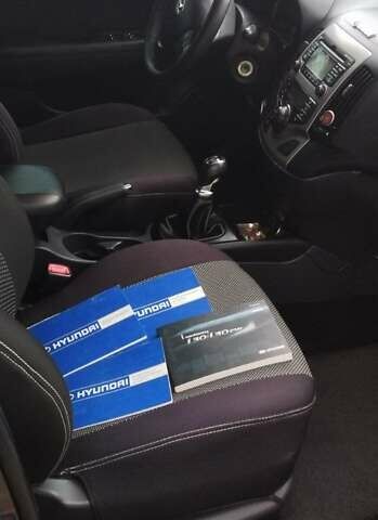 Бежевый Хендай i30, объемом двигателя 1.6 л и пробегом 242 тыс. км за 7800 $, фото 26 на Automoto.ua