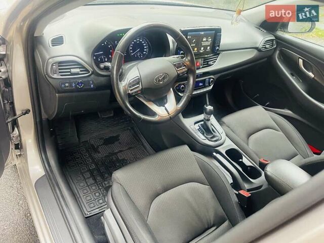 Бежевый Хендай i30, объемом двигателя 1.59 л и пробегом 118 тыс. км за 16700 $, фото 15 на Automoto.ua