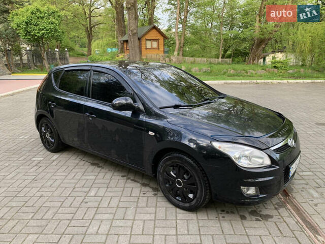 Черный Хендай i30, объемом двигателя 1.6 л и пробегом 233 тыс. км за 6099 $, фото 21 на Automoto.ua