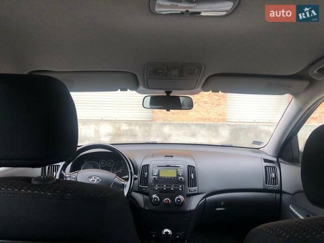 Черный Хендай i30, объемом двигателя 1.59 л и пробегом 150 тыс. км за 5950 $, фото 7 на Automoto.ua