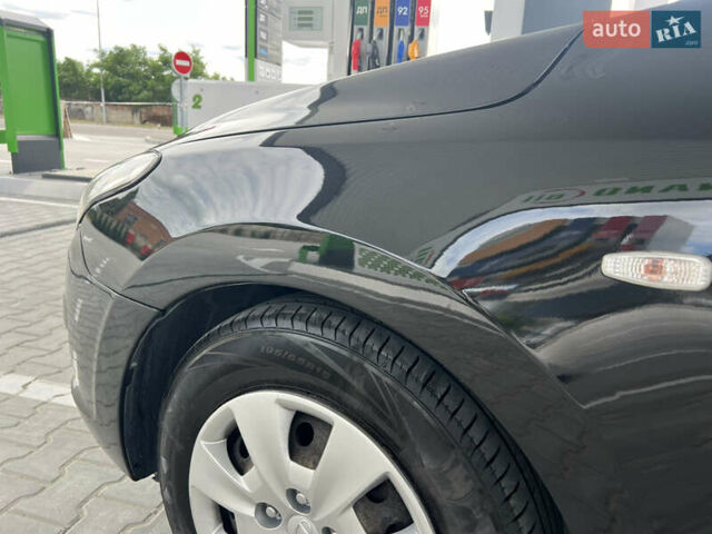 Чорний Хендай i30, об'ємом двигуна 1.6 л та пробігом 193 тис. км за 6799 $, фото 26 на Automoto.ua