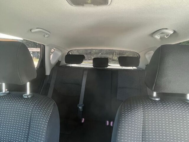 Чорний Хендай i30, об'ємом двигуна 1.6 л та пробігом 303 тис. км за 4700 $, фото 18 на Automoto.ua