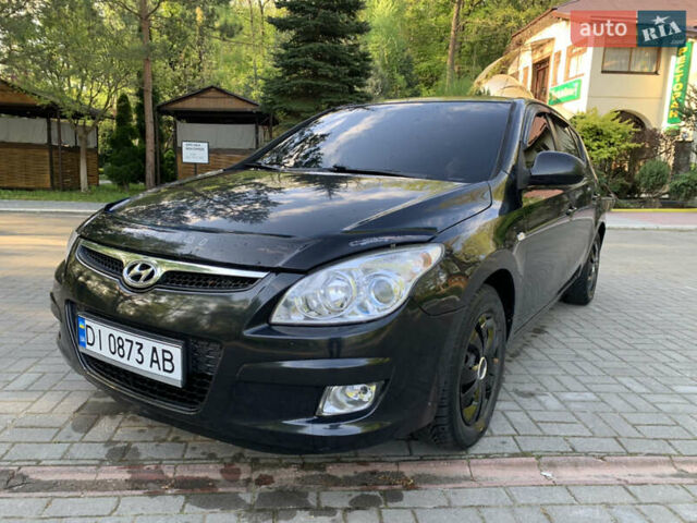 Черный Хендай i30, объемом двигателя 1.6 л и пробегом 233 тыс. км за 6099 $, фото 14 на Automoto.ua