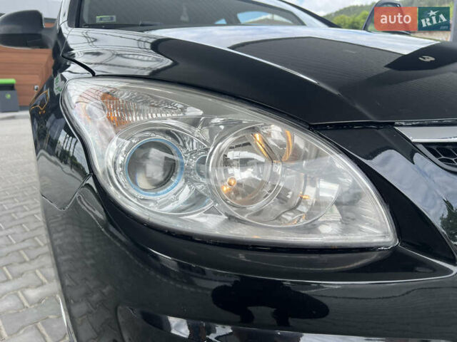 Чорний Хендай i30, об'ємом двигуна 1.6 л та пробігом 193 тис. км за 6799 $, фото 24 на Automoto.ua