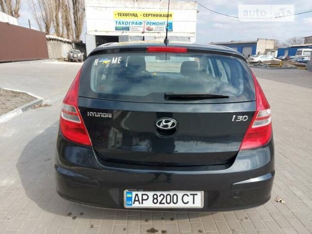 Чорний Хендай i30, об'ємом двигуна 0 л та пробігом 205 тис. км за 6000 $, фото 6 на Automoto.ua