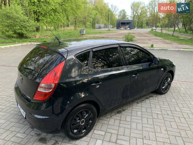 Черный Хендай i30, объемом двигателя 1.6 л и пробегом 233 тыс. км за 6099 $, фото 22 на Automoto.ua