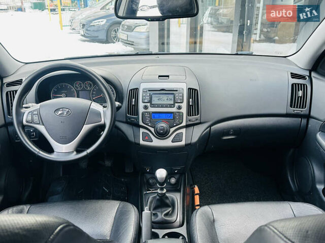Черный Хендай i30, объемом двигателя 1.6 л и пробегом 190 тыс. км за 6799 $, фото 20 на Automoto.ua