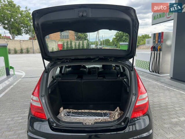 Чорний Хендай i30, об'ємом двигуна 1.6 л та пробігом 193 тис. км за 6799 $, фото 15 на Automoto.ua
