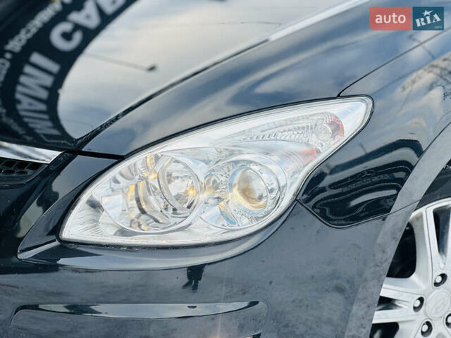 Черный Хендай i30, объемом двигателя 1.6 л и пробегом 190 тыс. км за 6799 $, фото 3 на Automoto.ua