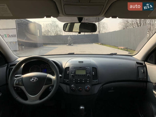 Черный Хендай i30, объемом двигателя 1.6 л и пробегом 233 тыс. км за 6099 $, фото 49 на Automoto.ua
