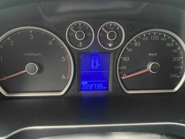 Черный Хендай i30, объемом двигателя 1.6 л и пробегом 223 тыс. км за 5600 $, фото 22 на Automoto.ua