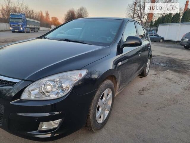 Чорний Хендай i30, об'ємом двигуна 1.4 л та пробігом 216 тис. км за 5999 $, фото 11 на Automoto.ua