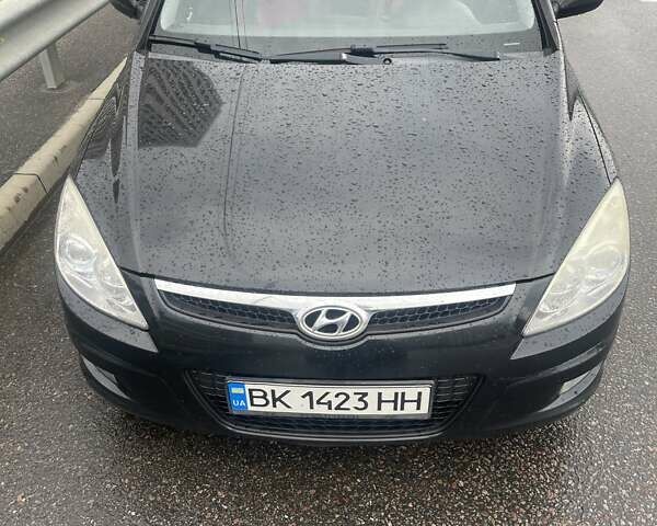 Черный Хендай i30, объемом двигателя 1.58 л и пробегом 227 тыс. км за 5900 $, фото 18 на Automoto.ua