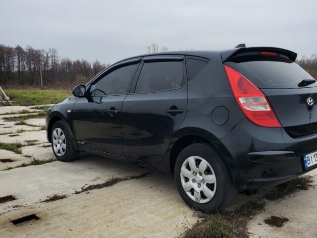 Чорний Хендай i30, об'ємом двигуна 1.6 л та пробігом 365 тис. км за 5000 $, фото 8 на Automoto.ua