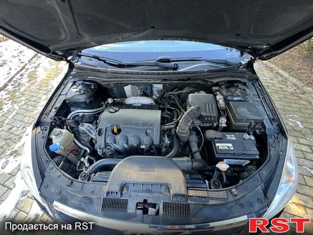 Чорний Хендай i30, об'ємом двигуна 1.4 л та пробігом 195 тис. км за 5650 $, фото 10 на Automoto.ua