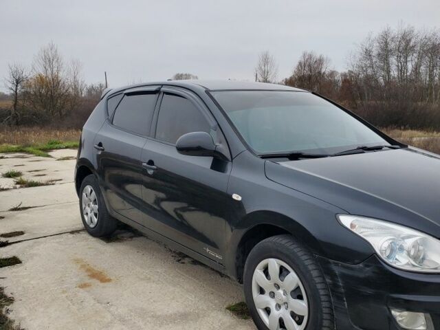 Чорний Хендай i30, об'ємом двигуна 1.6 л та пробігом 365 тис. км за 5000 $, фото 3 на Automoto.ua
