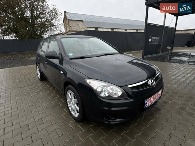 Черный Хендай i30, объемом двигателя 0 л и пробегом 122 тыс. км за 5750 $, фото 8 на Automoto.ua