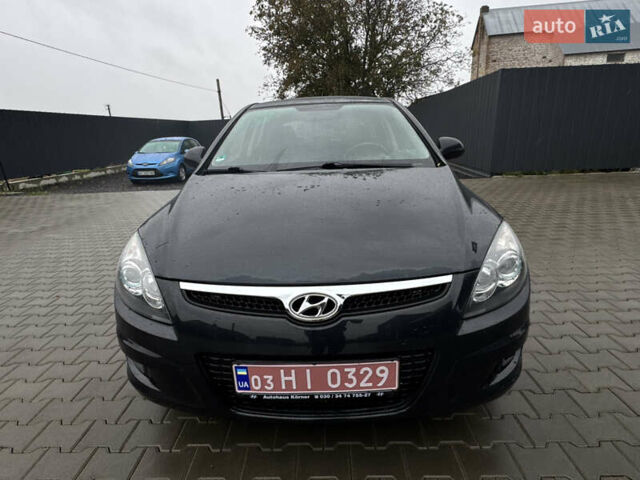 Черный Хендай i30, объемом двигателя 0 л и пробегом 122 тыс. км за 5750 $, фото 11 на Automoto.ua