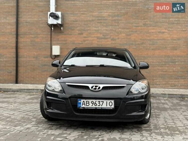 Черный Хендай i30, объемом двигателя 1.4 л и пробегом 180 тыс. км за 4990 $, фото 23 на Automoto.ua