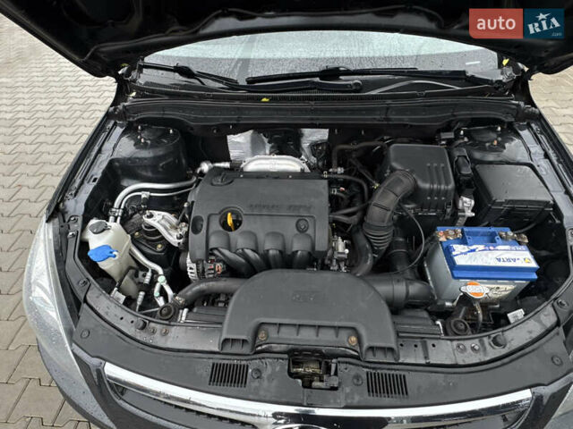 Черный Хендай i30, объемом двигателя 0 л и пробегом 122 тыс. км за 5750 $, фото 15 на Automoto.ua