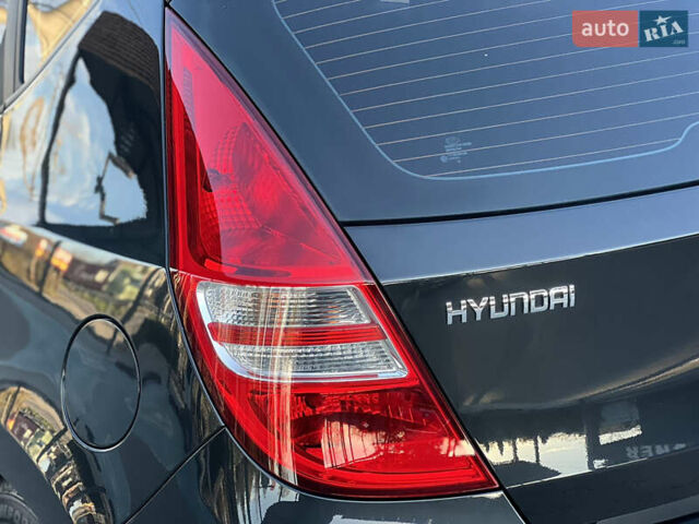 Черный Хендай i30, объемом двигателя 1.4 л и пробегом 167 тыс. км за 6299 $, фото 24 на Automoto.ua