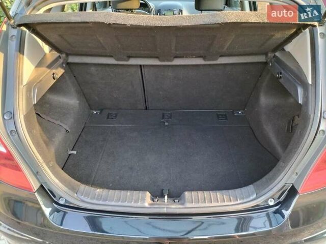 Черный Хендай i30, объемом двигателя 1.4 л и пробегом 156 тыс. км за 6500 $, фото 18 на Automoto.ua