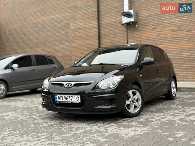 Черный Хендай i30, объемом двигателя 1.4 л и пробегом 180 тыс. км за 4990 $, фото 24 на Automoto.ua