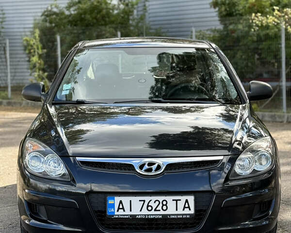Хендай i30 2009 в Виннице на Automoto.ua Черный Хендай i30, объемом двигателя 1.4 л и пробегом 167 тыс. км за 6100 $, фото 1 на Automoto.ua