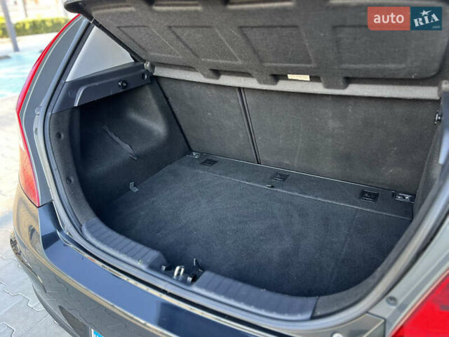 Черный Хендай i30, объемом двигателя 1.4 л и пробегом 167 тыс. км за 6299 $, фото 51 на Automoto.ua