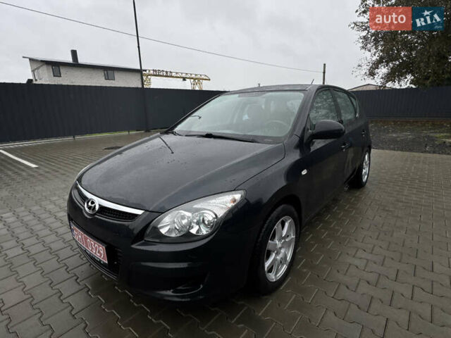 Черный Хендай i30, объемом двигателя 0 л и пробегом 122 тыс. км за 5750 $, фото 13 на Automoto.ua