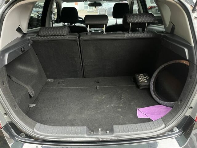 Черный Хендай i30, объемом двигателя 1.4 л и пробегом 240 тыс. км за 6000 $, фото 19 на Automoto.ua