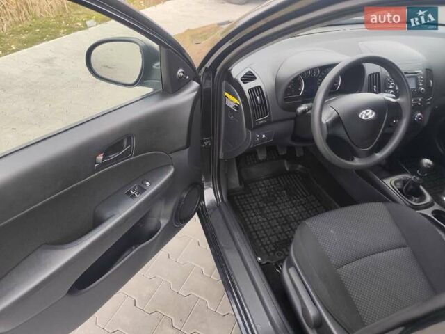 Хендай i30 2009 в Ковель на Automoto.ua Черный Хендай i30, объемом двигателя 1.4 л и пробегом 159 тыс. км за 5800 $, фото 11 на Automoto.ua