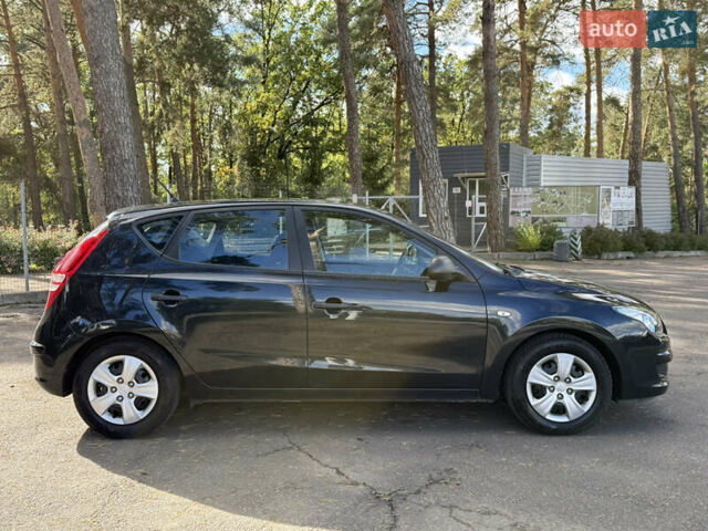 Хендай i30 2009 в Виннице на Automoto.ua Черный Хендай i30, объемом двигателя 1.4 л и пробегом 167 тыс. км за 6100 $, фото 4 на Automoto.ua