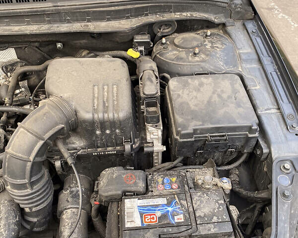 Чорний Хендай i30, об'ємом двигуна 1.4 л та пробігом 223 тис. км за 5500 $, фото 1 на Automoto.ua