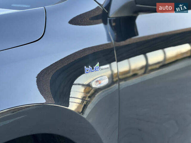 Черный Хендай i30, объемом двигателя 1.4 л и пробегом 167 тыс. км за 6299 $, фото 15 на Automoto.ua